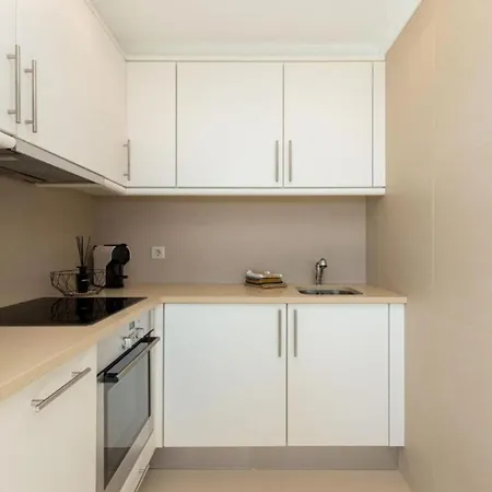 Snazzy Varandas Do Castelo - One Bedroom Sleeps 2 Person Albufeira