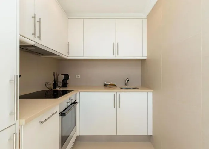 Snazzy Varandas Do Castelo - One Bedroom Sleeps 2 Person Albufeira