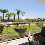 Apartamento Snazzy Varandas Do Castelo - One Bedroom Sleeps 2 Person *