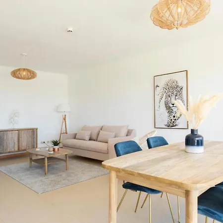 Apartment Snazzy Varandas Do Castelo - One Bedroom Sleeps 2 Person Albufeira